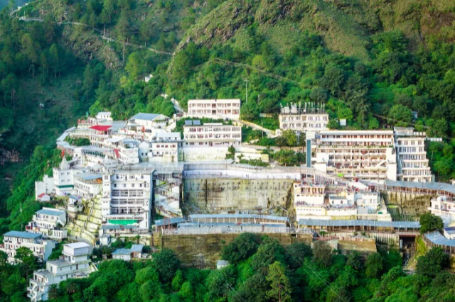 Kashmir vaishno devi Tour package, kashmir katra tour, jammu kashmir tour package